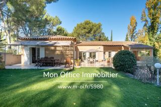  Proprit/chteau  vendre 7 pices 250 m