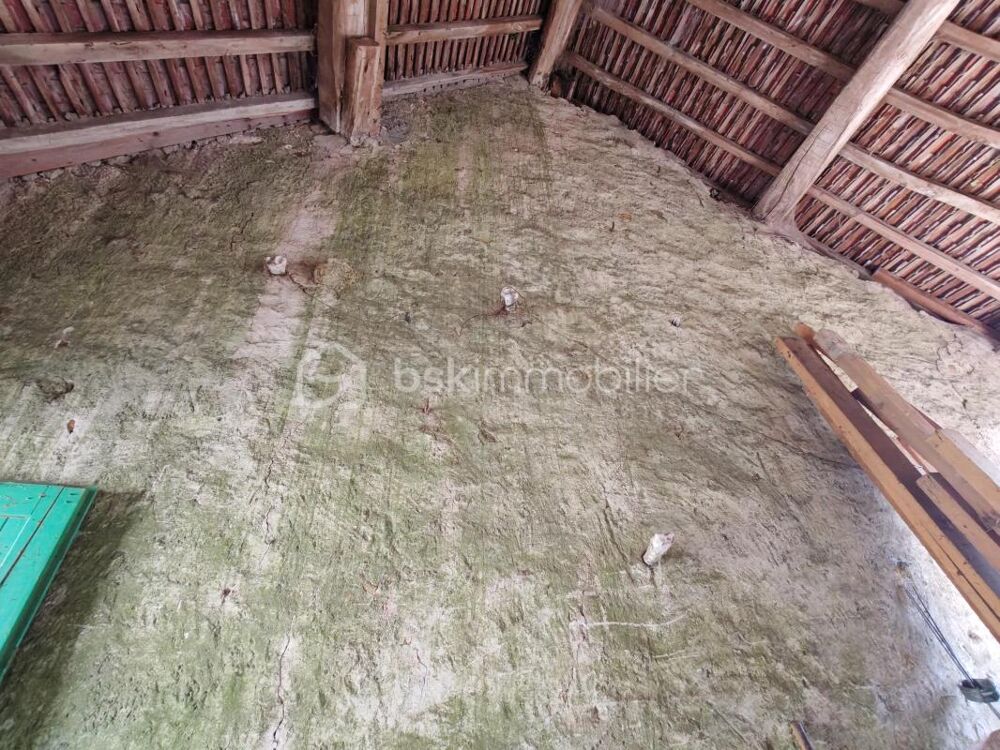 Vente Maison Grange avec jardin à rénover entièrement Mouroux