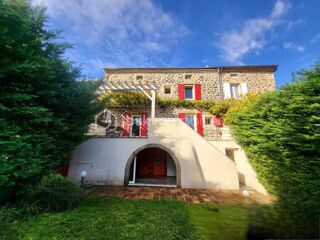 Propriété/château à vendre 6 pièces 243 m²