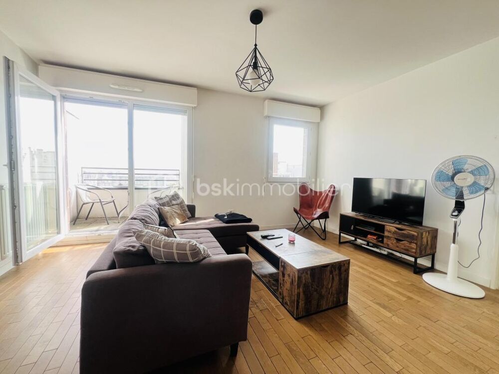 Vente Appartement Appartement de 45 m² avec parking en sous-sol / Dernier étage avec vue panoramique Villejuif
