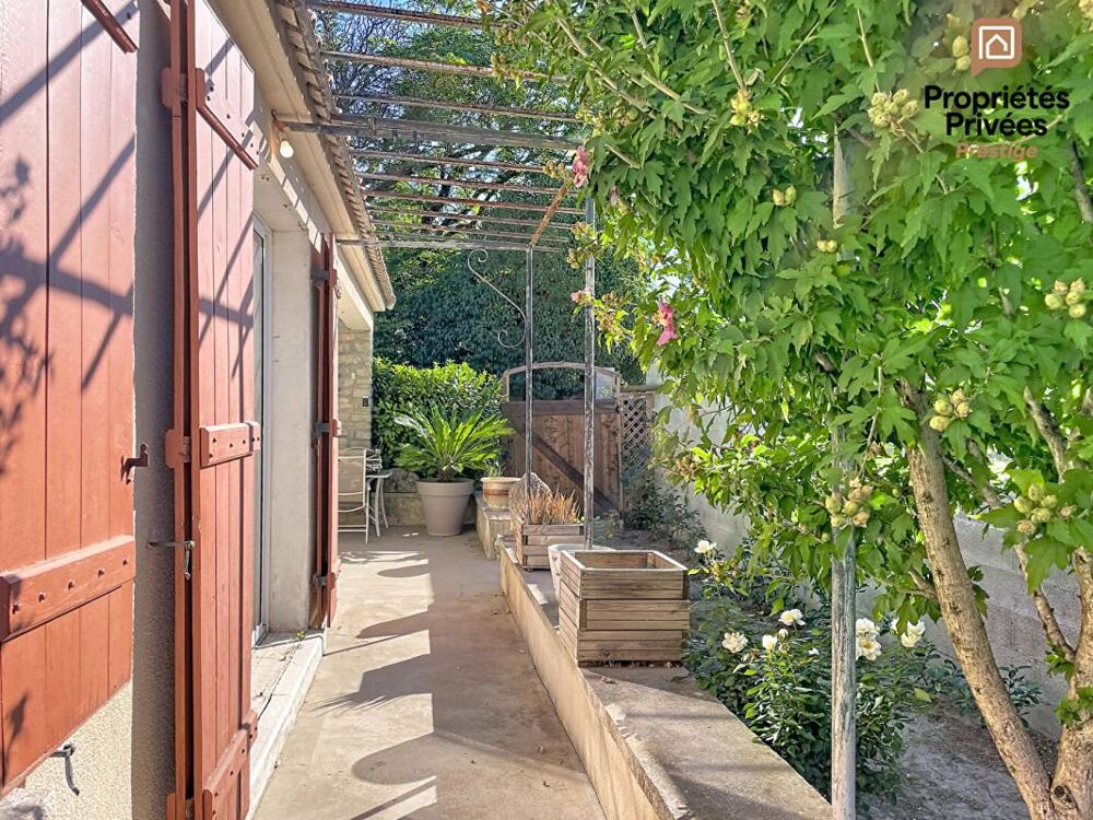 Vente Villa Villa plain-pied 91m² - 4 chambres - Pélissanne (13330), à 1 min à pied des commerces Pelissanne