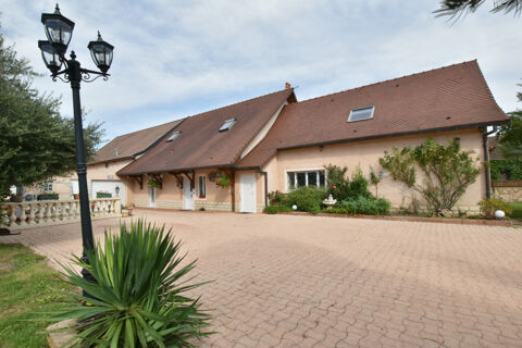 Vente Propri�t�/Ch�teau Ancienne propri�t� viticole au c�ur du village de Flagey-�ch�zeaux, entre Gevrey-Chambertin et Nuits-Saint-Georges Flagey echezeaux