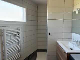  Appartement à louer 2 pièces 55 m²