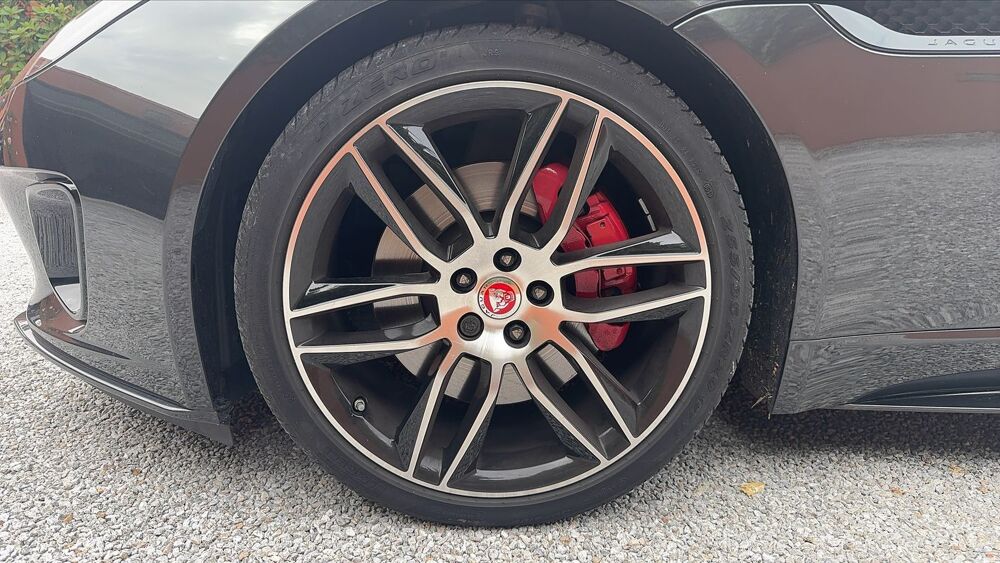 F-Type Roadster 2.0 Turbo 300 BVA Chequered-Flag - Automatique Entr 2019 occasion 64500 Saint Jean De Luz