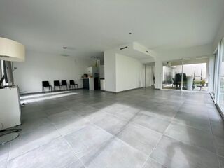  Appartement  vendre 5 pices 150 m