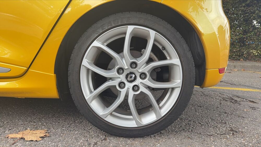 Clio IV 1.6 Turbo 200 EDC RS - Automatique Entretien constructeur 2017 occasion 73100 Aix Les Bains