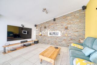  Villa à vendre 7 pièces 167 m²