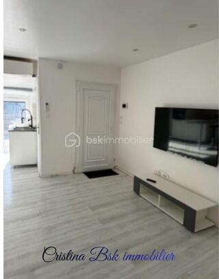  Immeuble � vendre 6 pi�ces 144 m�