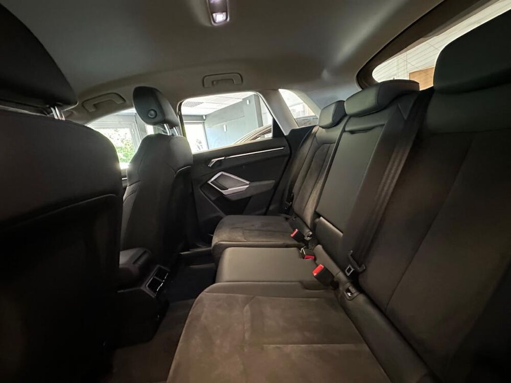 Q3 II 40 TFSI 190 DESIGN LUXE QUATTRO S tronic 7 2019 occasion 78240 Chambourcy