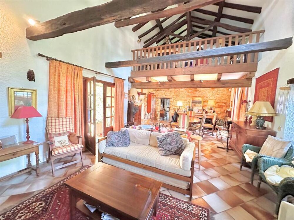 Vente Maison Cahors, maison 5 chambres sur près de 1400 m2 de terrain avec piscine Cahors