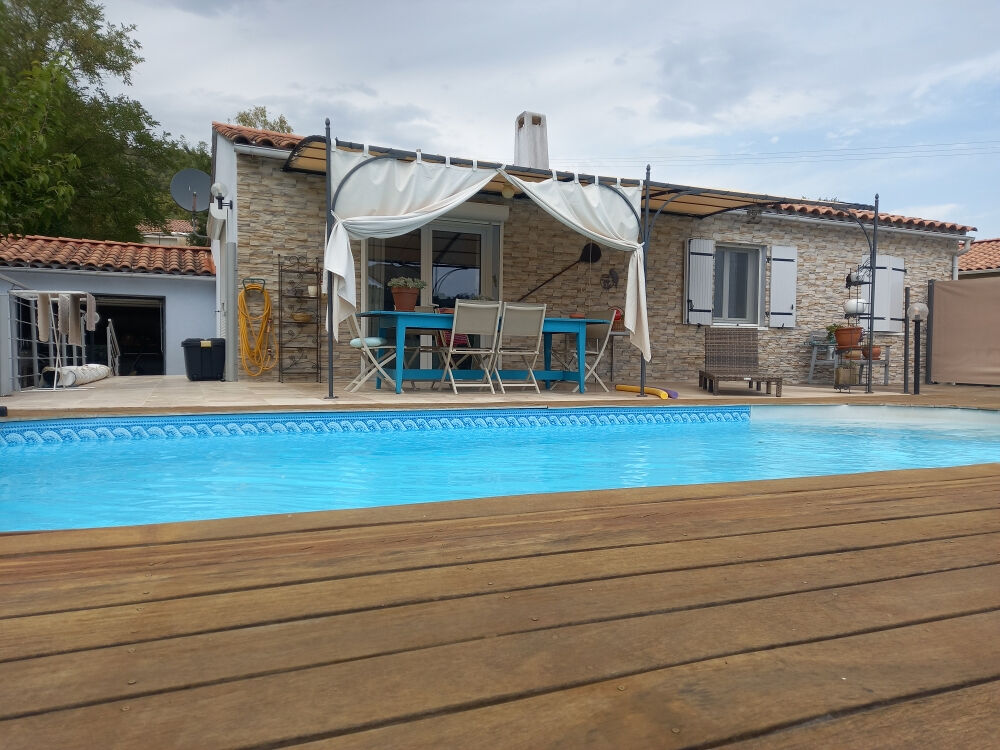 Vente Villa SALERNES (83), Villa état parfait, 3 chambres 96.1 m2 avec piscine Salernes