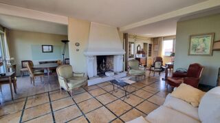  Appartement  vendre 8 pices 211 m