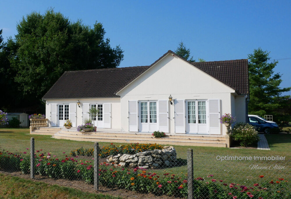Maison familiale plain-pied avec 4 chambres - jardin aménagé - proche de Lorris