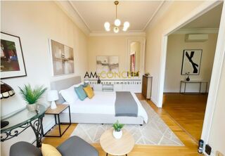 Vente Appartement NICE LIBERATION immeuble bourgeois 3P balcon cave Nice