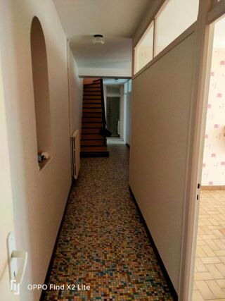  Maison � vendre 9 pi�ces 220 m�