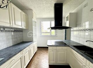  Duplex/triplex � vendre 4 pi�ces 72 m�