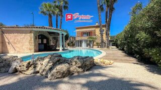  Villa à vendre 7 pièces 256 m²