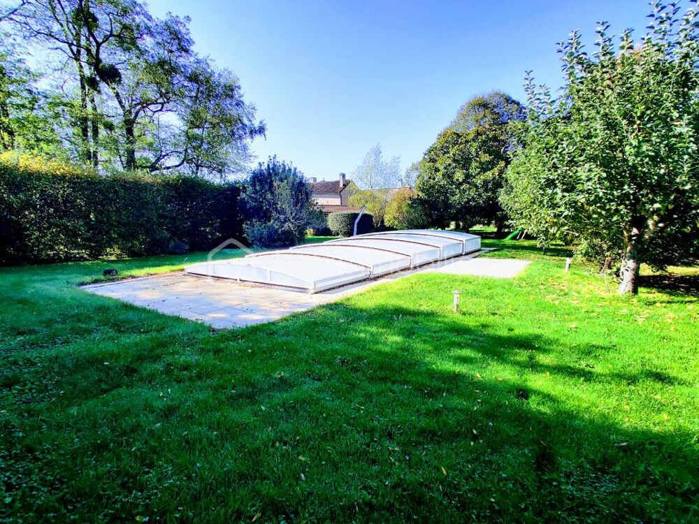 Superbe Gîte avec dépendances et piscine chauffée