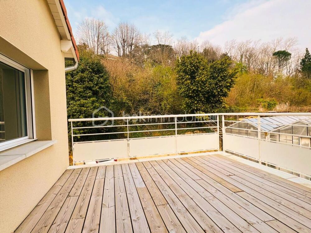 Vente Maison MAISON-TERRASSE AVEC CHARME DES POUTRES - AU CALME - CHAMBRE PARENTALE AVEC SALLE D'EAU ET ESPACE DRESSING Champagne au mont d or