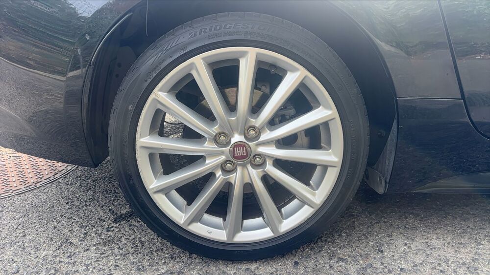 124 spider 1.4 MultiAir 140 Lusso - Premi&egrave;re main 2017 occasion 83310 Cogolin