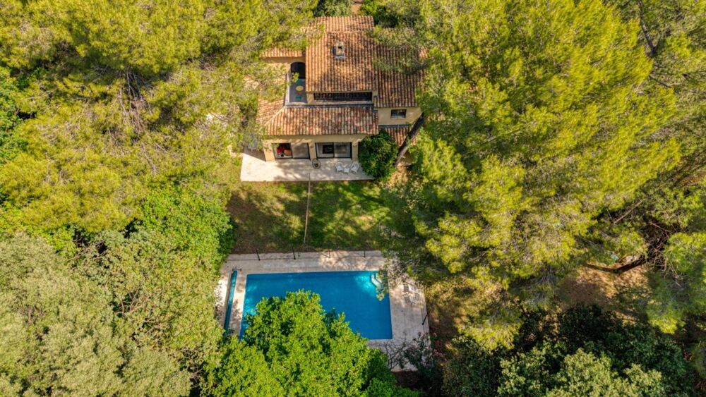 à vendre  Villa Villeneuve-lès-Avignon (30400)