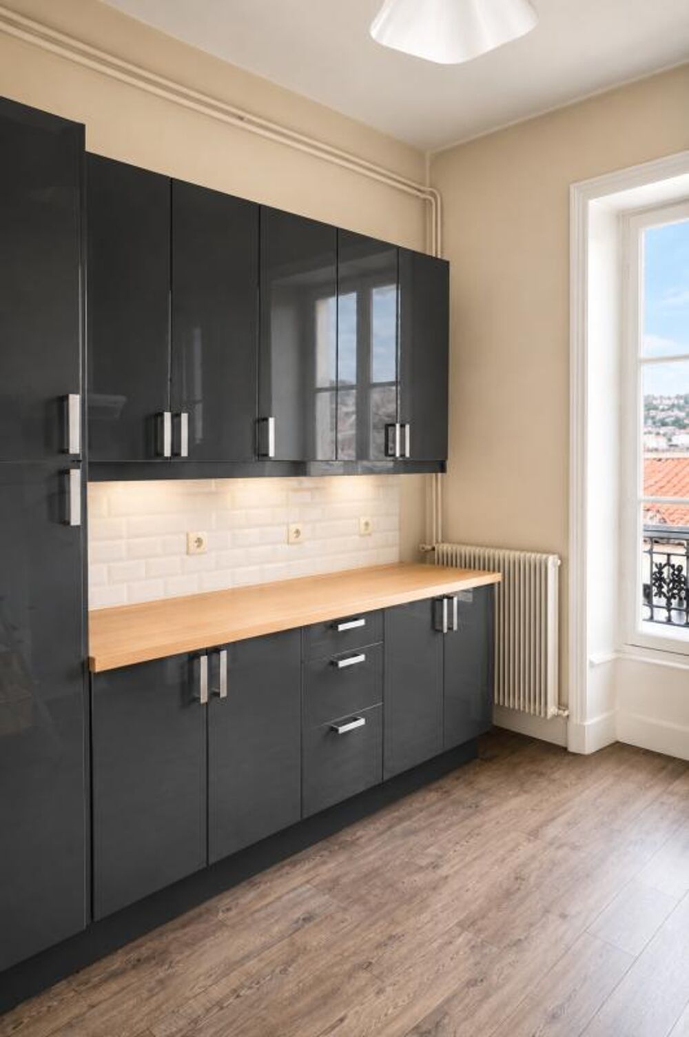 Appartement de caractère avec vue dégagée  Centre du Puy