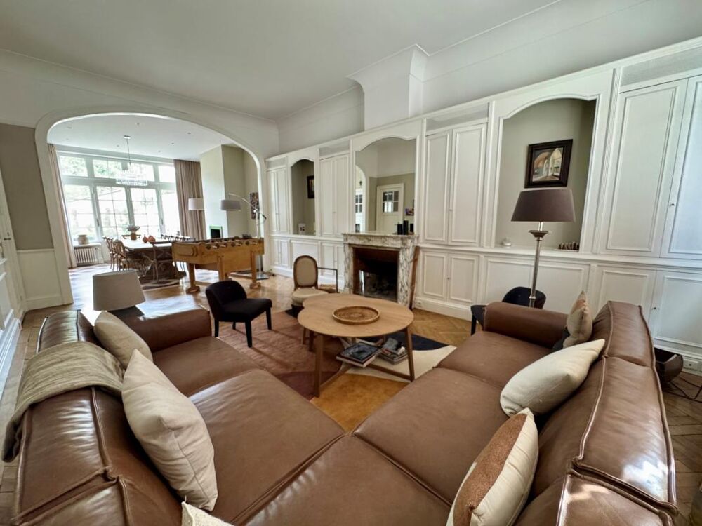 Maison Bourgeoise Art Déco dException  373 m² Habitables sur 680 m² de Terrain Arboré