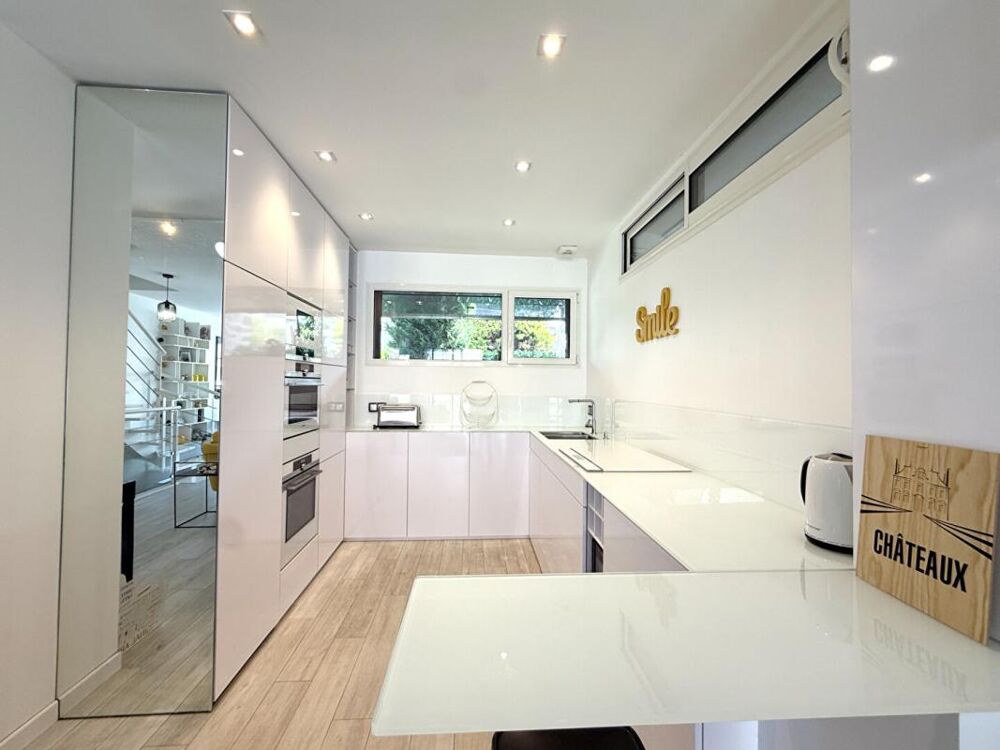 LA BAULE Maison contemporaine d'exception, Emplacement premium. A pied de la Place du marché et des commerces, 5 chambres