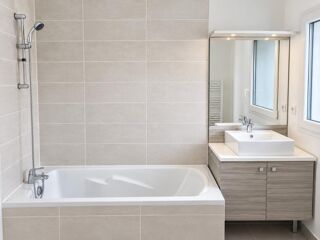  Appartement à louer 3 pièces 59 m²
