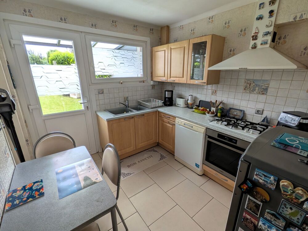 Vente Maison MAISON BATIR AVEC 4 CHAMBRES, JARDIN ET GARAGE Neuville en ferrain