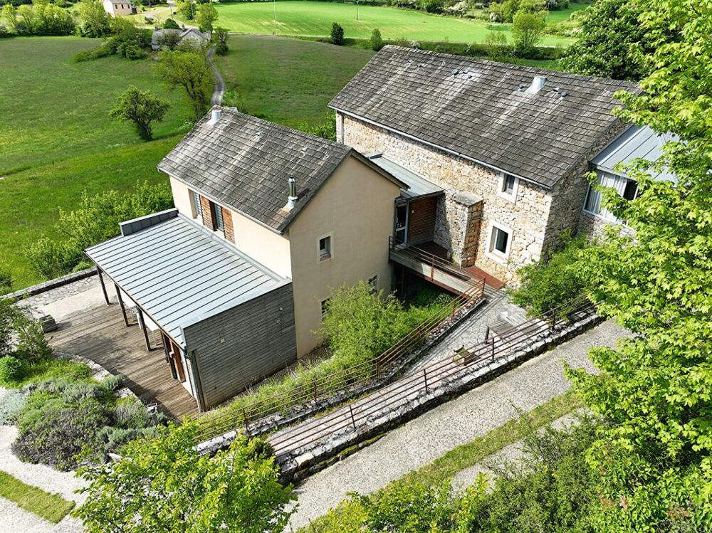 Vente Villa Gite dans propriété d'exception de 340 m2 entre Gorges du Tarn et Aubrac La canourgue