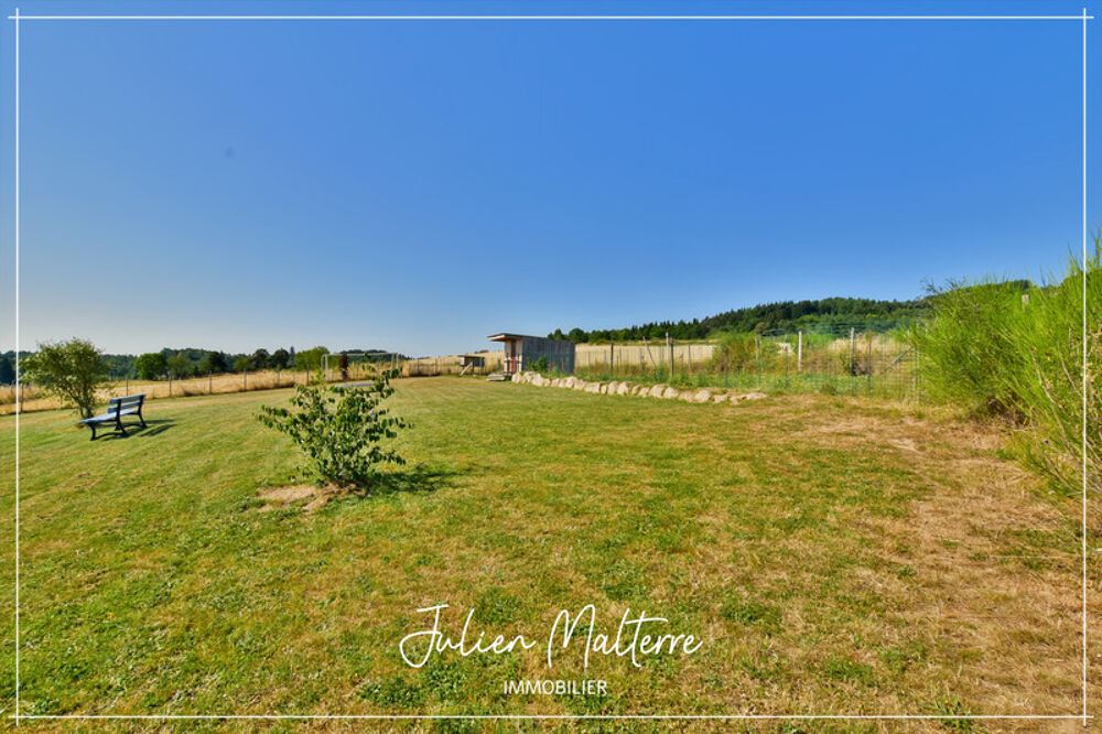 Vente Maison Maison récente de 170 m² sur 2100 m² de terrain préservés, 7 pièces, 5 chambres dont dressing, garage de 85 m² à MAROLS (42) Marols