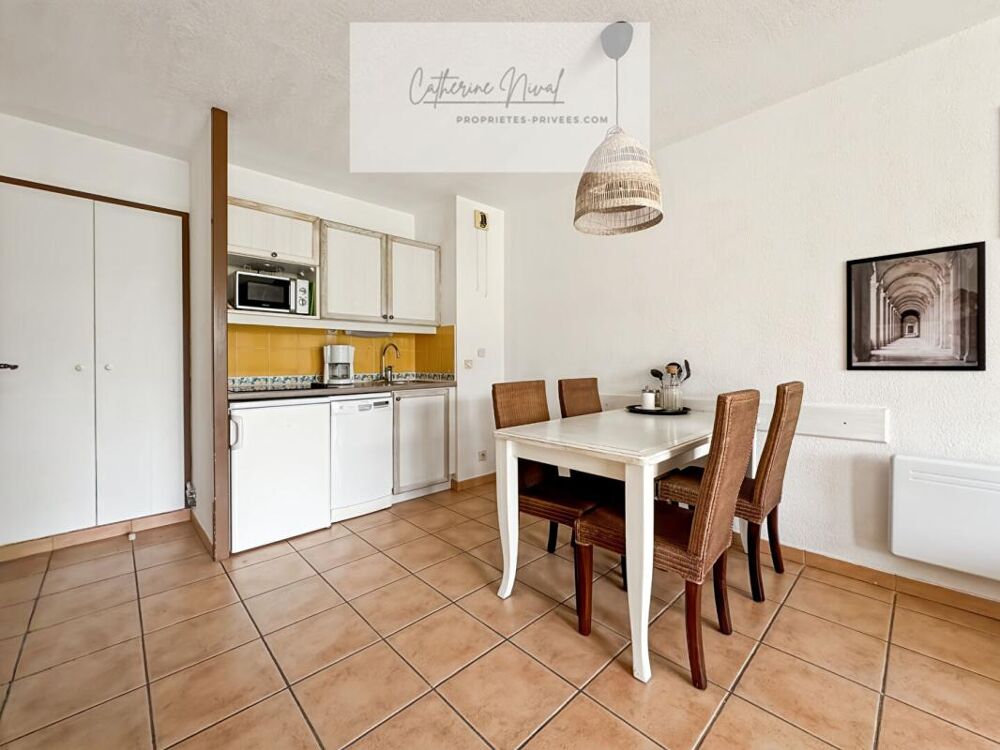 La Baule . Appartement 2 pièces, terrasse 25 m², résidence sécurisée avec piscines