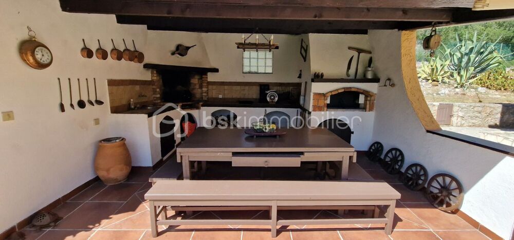  vendre  Proprit/chteau Peille (06440)