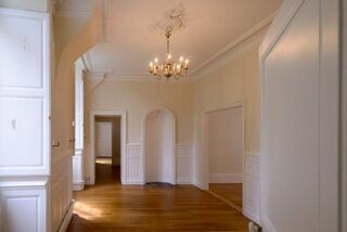  Appartement à louer 4 pièces 98 m²