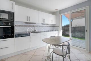  Maison  vendre 6 pices 135 m