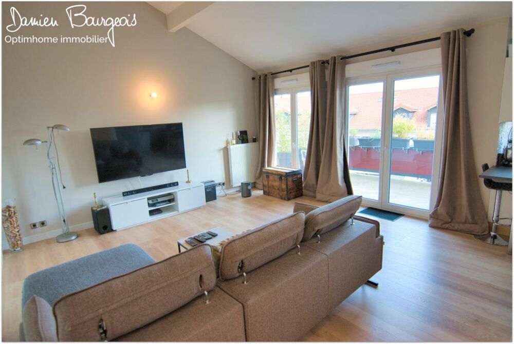 Location Appartement Superbe appartement T3 meublé – 65 m² – Dernier étage – Prestations haut de gamme Sergy