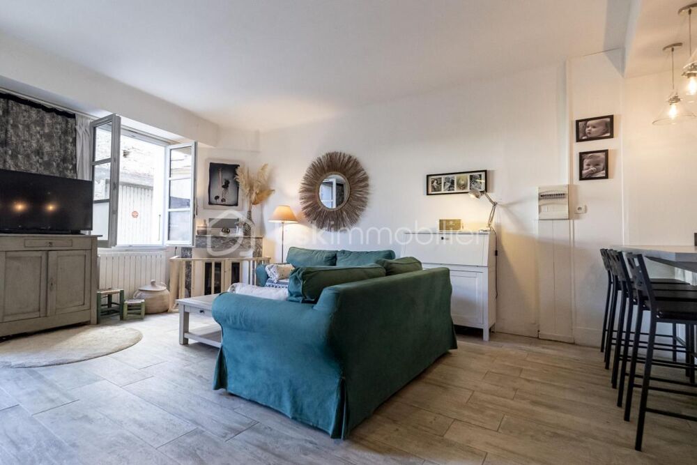 Vente Maison Charmante maison en plein cœur de Lectoure – avec son petit jardin secret ! Lectoure