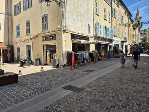 EXCLUSIVITE DRAGUIGNAN - CESSION DE BAIL, LOCAL COMMERCIAL 50 m² 28000 83300 Draguignan