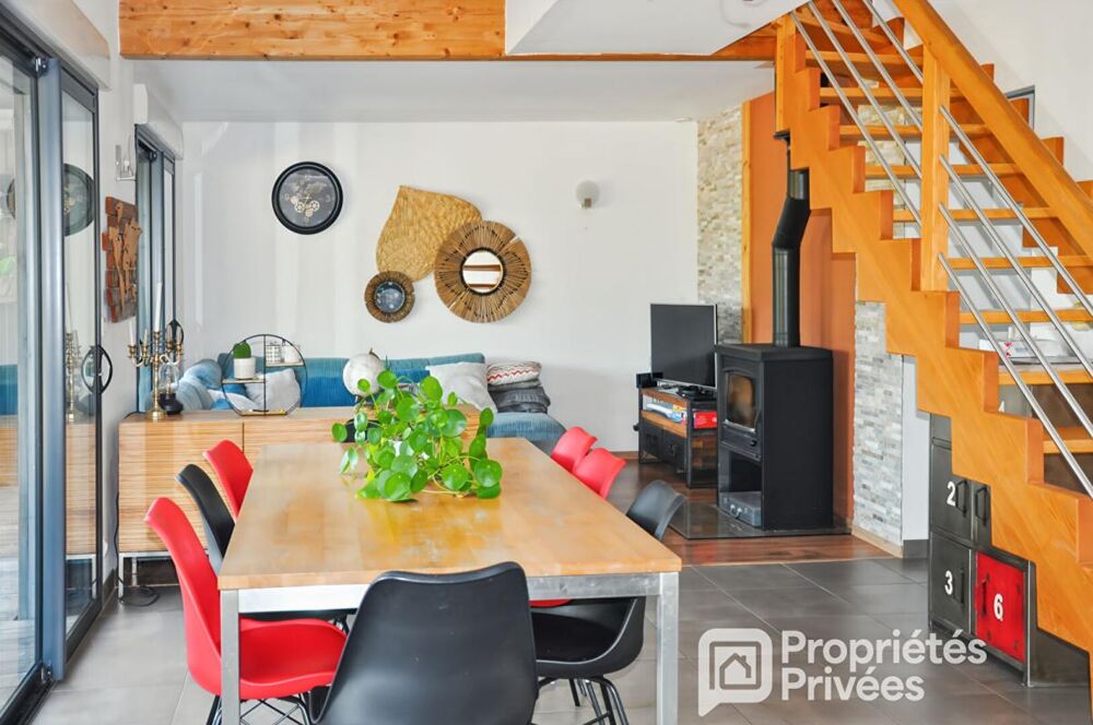 Maison Ahuille 5 pièce(s) 162 m2