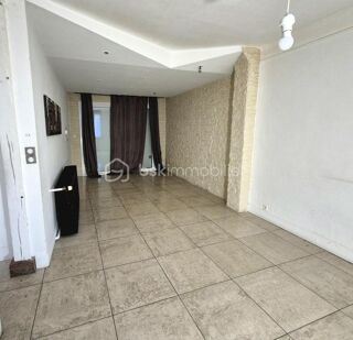  Immeuble � vendre 11 pi�ces 385 m�