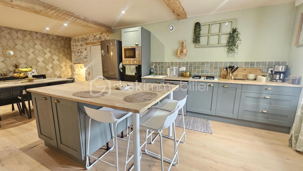 Maison 6 pièces 150 m² · à La Faurie · 150 m² · 195 000 €