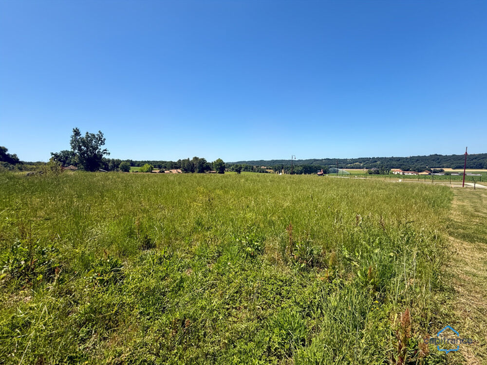 Vente Terrain Dpt Gers (32), à vendre BERNEDE terrain constructible de 1335 m² viabilisé et borné, au calme Bernede