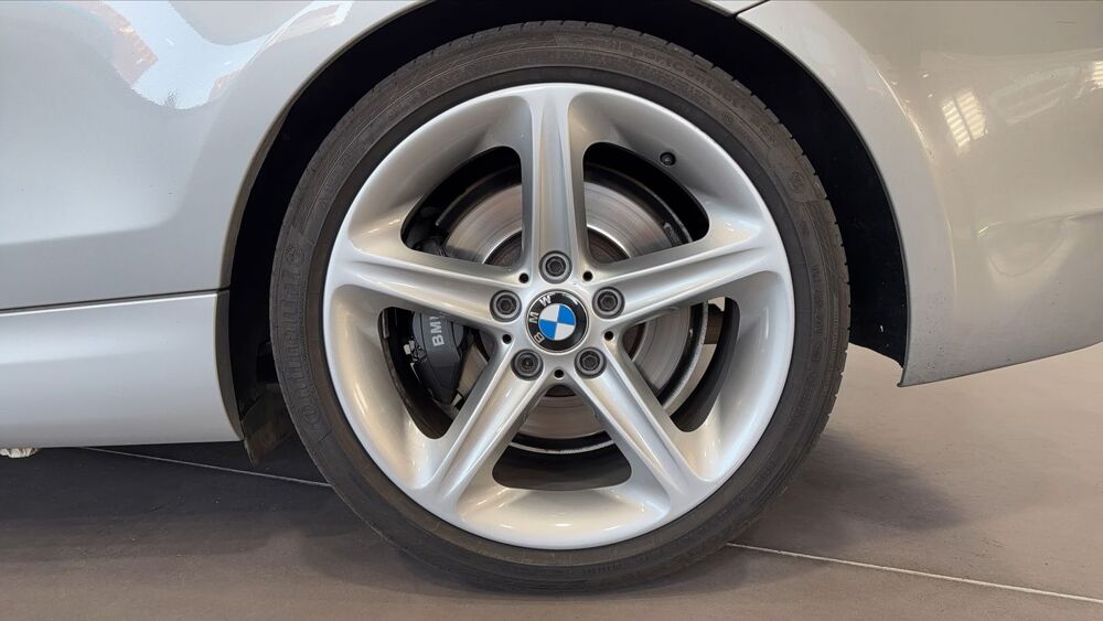 S&eacute;rie 1 Cabriolet 135i 306 Pack M 2009 occasion 66510 Saint Hippolyte
