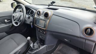 Sandero 0.9 TCe 90 Stepway Explorer - Entretien constructeur 2017 occasion 86100 Chatellerault