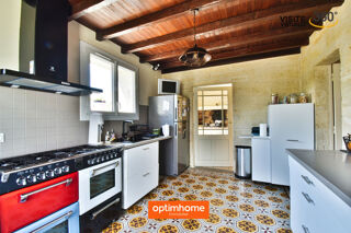  Maison  vendre 8 pices 240 m