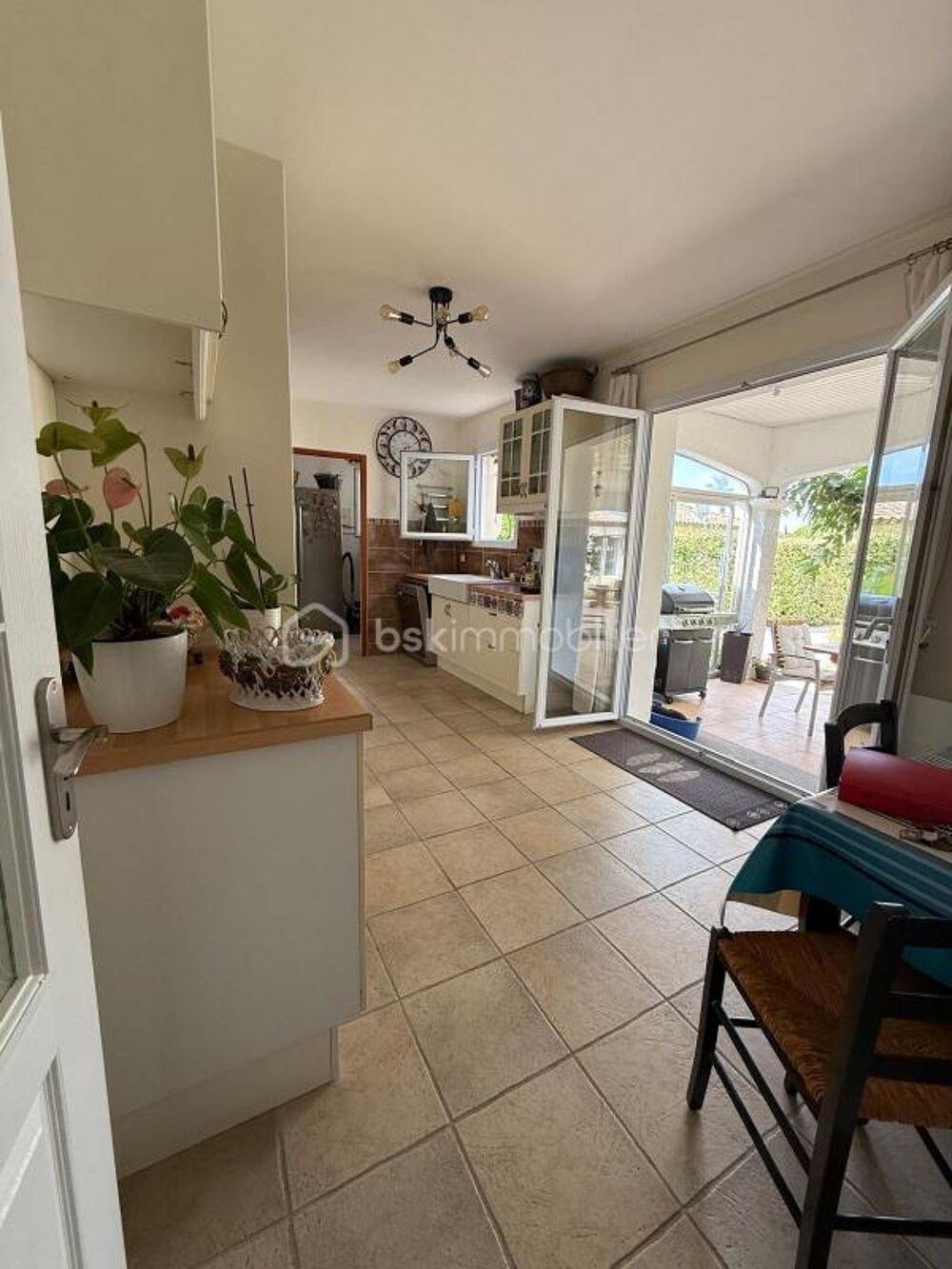 � vendre  Villa Pouzolles (34480)