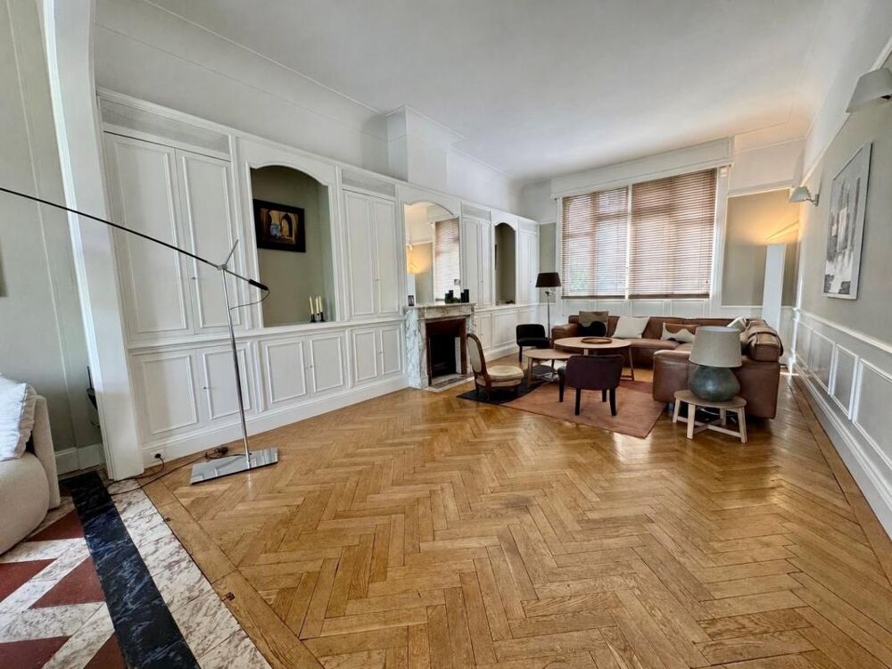 Maison Bourgeoise Art Déco dException  373 m² Habitables sur 680 m² de Terrain Arboré
