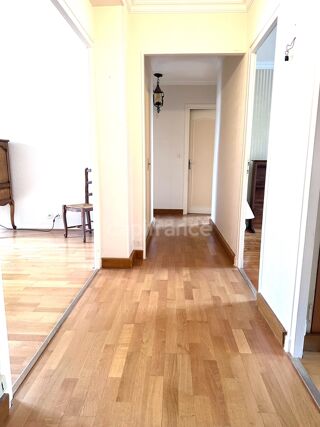  Appartement  vendre 4 pices 67 m