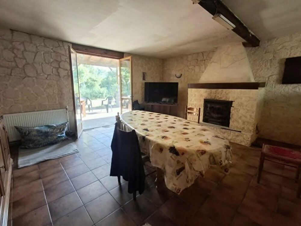 Maison de 90 m² habitables + 64 m² de combles isolés et plaqués à aménager selon vos envies - 3 chambres - Garage - Terrain de 1